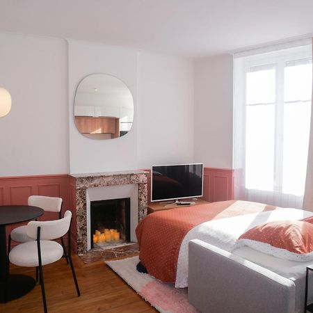 Douceur Et Elegance A Orleans Apartment Exterior photo